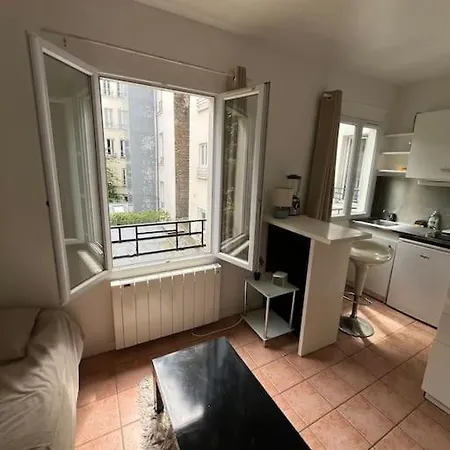 Idealement Situe * Paris